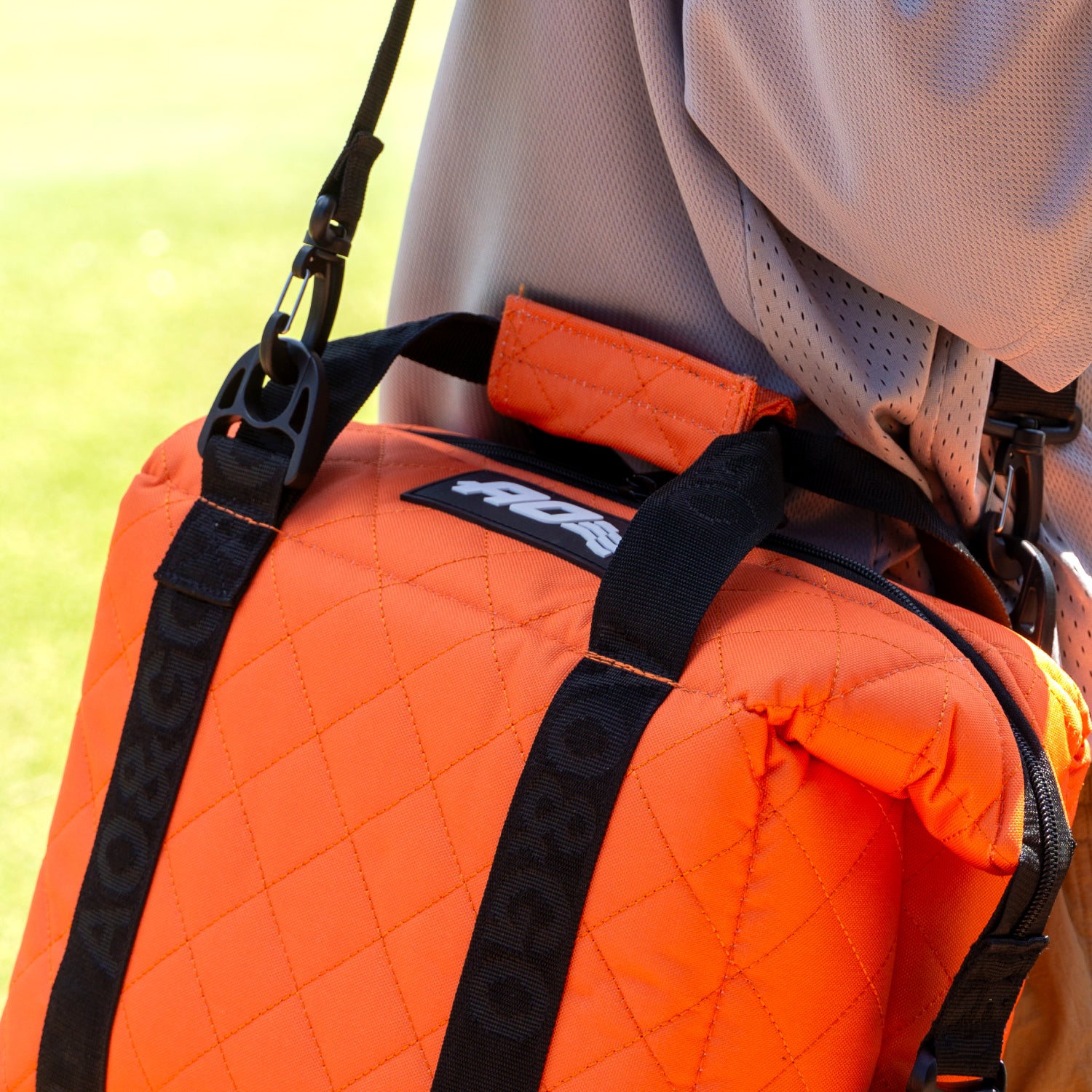 AO Coolers(エーオークーラーズ) 9パック キルティングキャンバス ソフトクーラー