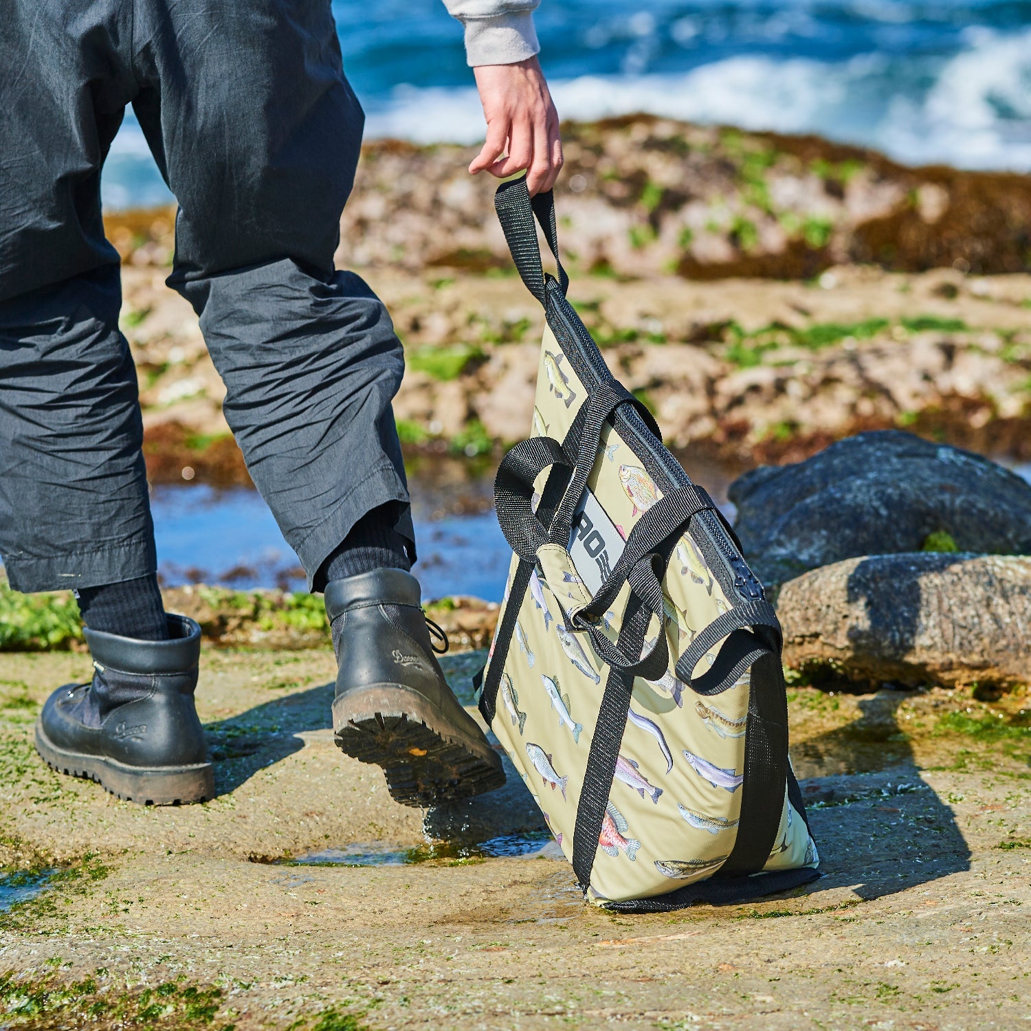 AO Coolers(エーオークーラーズ) 2フィート フィッシュキャリー - ビッグウイングオンラインストア