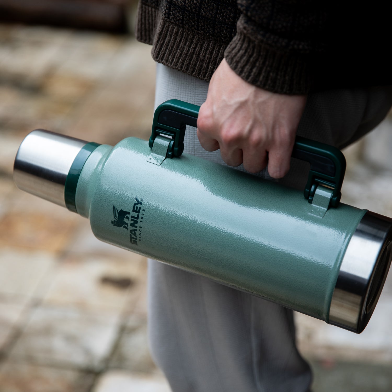 STANLEY(スタンレー) クラシック真空ボトル 1.9L - ビッグウイングオンラインストア